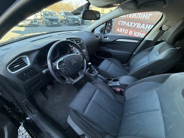 Черный Ситроен С4, объемом двигателя 1.4 л и пробегом 288 тыс. км за 6000 $, фото 4 на Automoto.ua