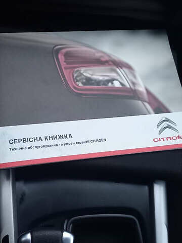 Чорний Сітроен С4, об'ємом двигуна 1.6 л та пробігом 112 тис. км за 8350 $, фото 11 на Automoto.ua