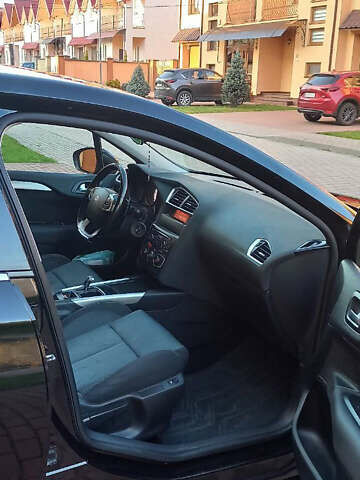 Чорний Сітроен С4, об'ємом двигуна 1.6 л та пробігом 112 тис. км за 8350 $, фото 6 на Automoto.ua