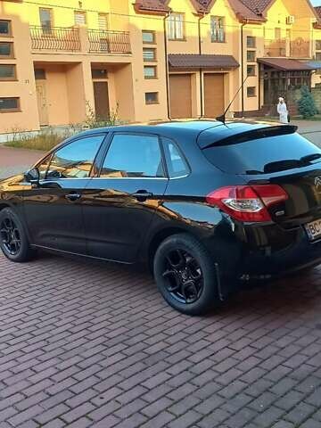 Черный Ситроен С4, объемом двигателя 1.6 л и пробегом 112 тыс. км за 8350 $, фото 2 на Automoto.ua