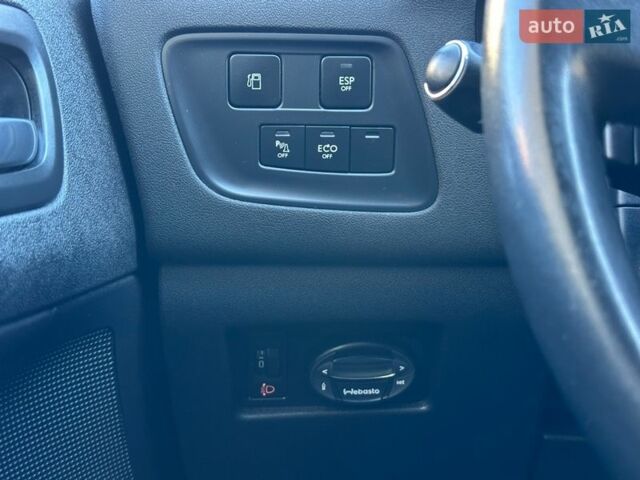 Черный Ситроен С4, объемом двигателя 1.6 л и пробегом 210 тыс. км за 8399 $, фото 19 на Automoto.ua