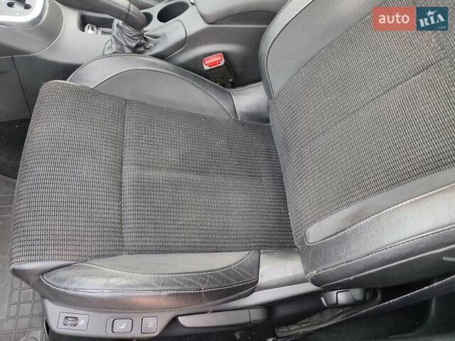 Чорний Сітроен С4, об'ємом двигуна 1.6 л та пробігом 150 тис. км за 8500 $, фото 21 на Automoto.ua