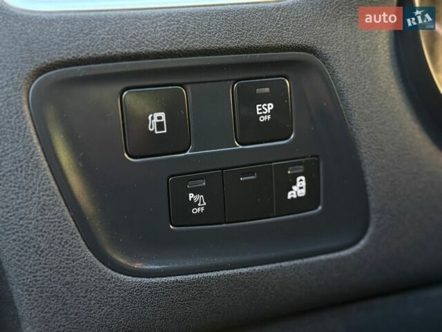 Черный Ситроен С4, объемом двигателя 1.6 л и пробегом 127 тыс. км за 7500 $, фото 48 на Automoto.ua