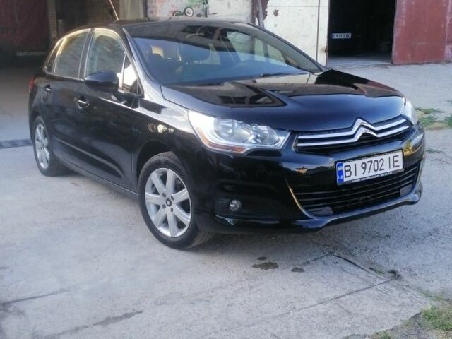 Черный Ситроен С4, объемом двигателя 1.6 л и пробегом 230 тыс. км за 6000 $, фото 3 на Automoto.ua