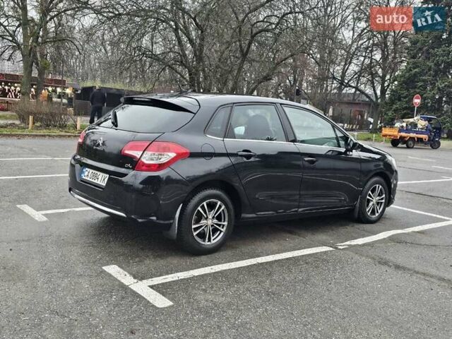Черный Ситроен С4, объемом двигателя 1.59 л и пробегом 150 тыс. км за 4000 $, фото 4 на Automoto.ua