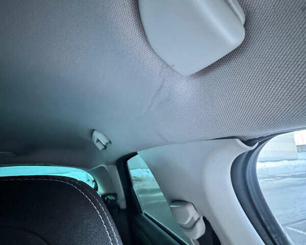 Черный Ситроен С4, объемом двигателя 1.56 л и пробегом 238 тыс. км за 5900 $, фото 67 на Automoto.ua