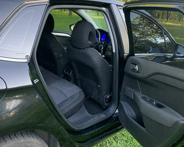 Черный Ситроен С4, объемом двигателя 1.6 л и пробегом 250 тыс. км за 6800 $, фото 6 на Automoto.ua