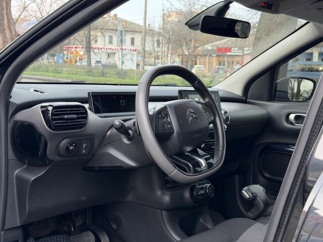 Чорний Сітроен С4, об'ємом двигуна 1.6 л та пробігом 181 тис. км за 9999 $, фото 7 на Automoto.ua