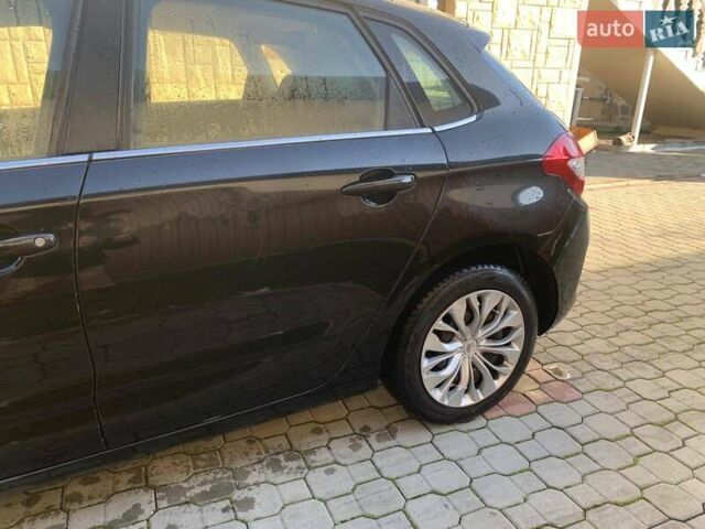 Черный Ситроен С4, объемом двигателя 1.6 л и пробегом 194 тыс. км за 8100 $, фото 4 на Automoto.ua