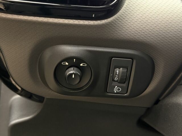 Чорний Сітроен С4, об'ємом двигуна 1.6 л та пробігом 181 тис. км за 9999 $, фото 14 на Automoto.ua