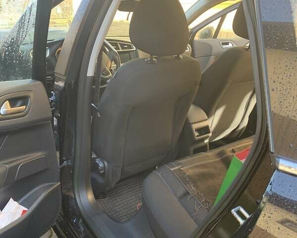 Черный Ситроен С4, объемом двигателя 1.6 л и пробегом 194 тыс. км за 8100 $, фото 13 на Automoto.ua