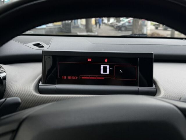 Чорний Сітроен С4, об'ємом двигуна 1.6 л та пробігом 181 тис. км за 9999 $, фото 17 на Automoto.ua