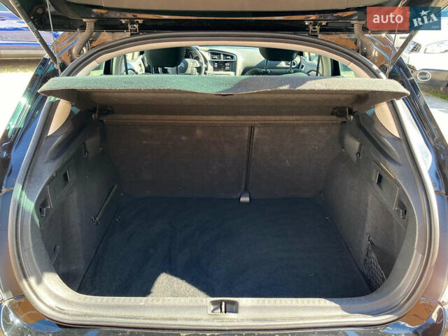 Черный Ситроен С4, объемом двигателя 1.6 л и пробегом 195 тыс. км за 11200 $, фото 29 на Automoto.ua