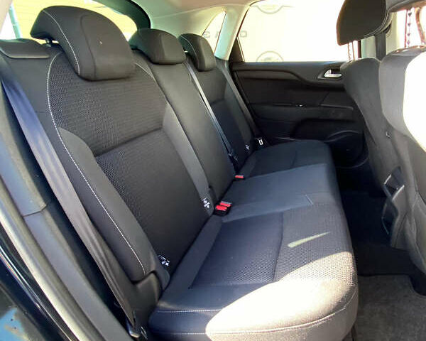 Чорний Сітроен С4, об'ємом двигуна 1.6 л та пробігом 195 тис. км за 11500 $, фото 14 на Automoto.ua