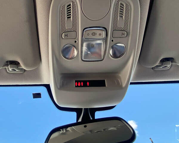 Черный Ситроен С4, объемом двигателя 1.6 л и пробегом 195 тыс. км за 11200 $, фото 16 на Automoto.ua