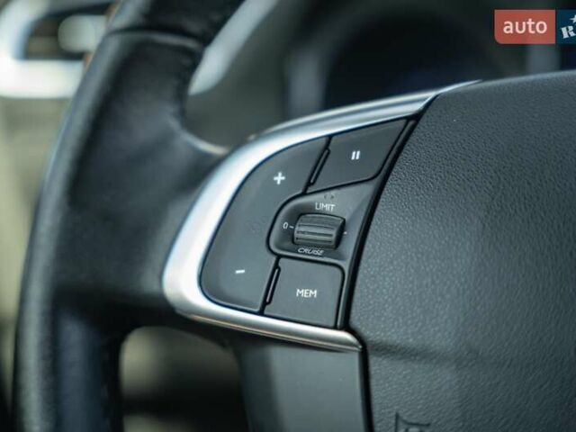 Чорний Сітроен С4, об'ємом двигуна 1.56 л та пробігом 209 тис. км за 11500 $, фото 19 на Automoto.ua