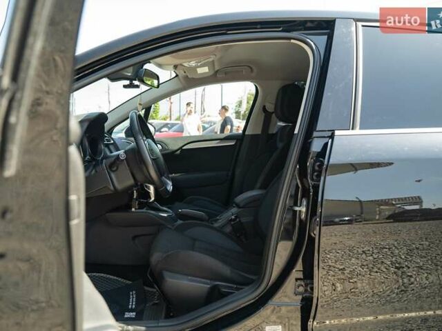 Чорний Сітроен С4, об'ємом двигуна 1.56 л та пробігом 209 тис. км за 11500 $, фото 12 на Automoto.ua