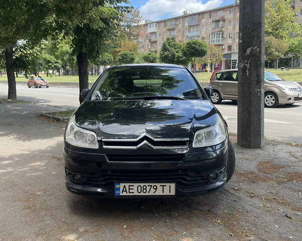 Черный Ситроен С4, объемом двигателя 2 л и пробегом 356 тыс. км за 3500 $, фото 2 на Automoto.ua