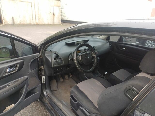 Чорний Сітроен С4, об'ємом двигуна 1.6 л та пробігом 300 тис. км за 3000 $, фото 5 на Automoto.ua