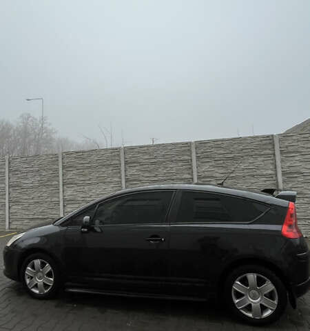 Черный Ситроен С4, объемом двигателя 1.6 л и пробегом 315 тыс. км за 3000 $, фото 5 на Automoto.ua