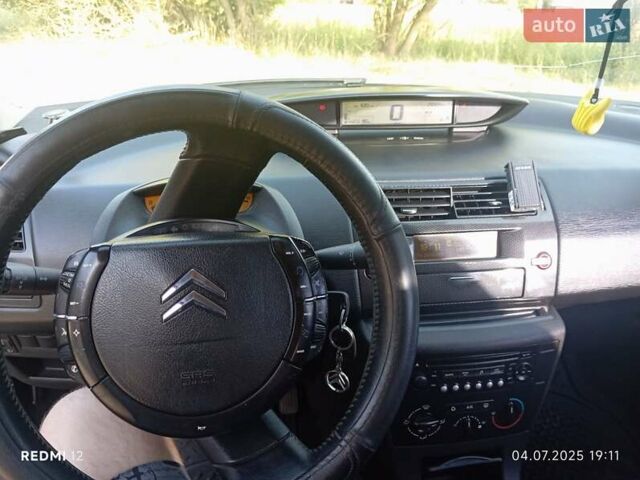 Ситроен С4 2008 в Коростышеве на Automoto.ua Черный Ситроен С4, объемом двигателя 1.59 л и пробегом 287 тыс. км за 4700 $, фото 6 на Automoto.ua