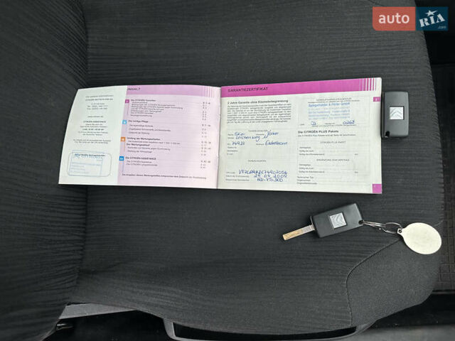 Черный Ситроен С4, объемом двигателя 1.56 л и пробегом 216 тыс. км за 5400 $, фото 26 на Automoto.ua