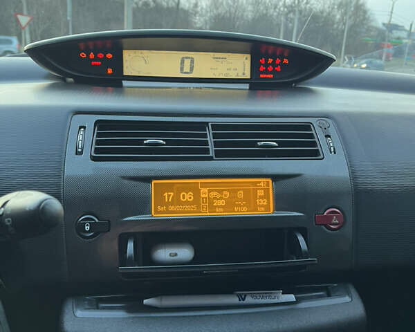 Ситроен С4 2009 в Львове на Automoto.ua Черный Ситроен С4, объемом двигателя 1.36 л и пробегом 310 тыс. км за 3900 $, фото 8 на Automoto.ua