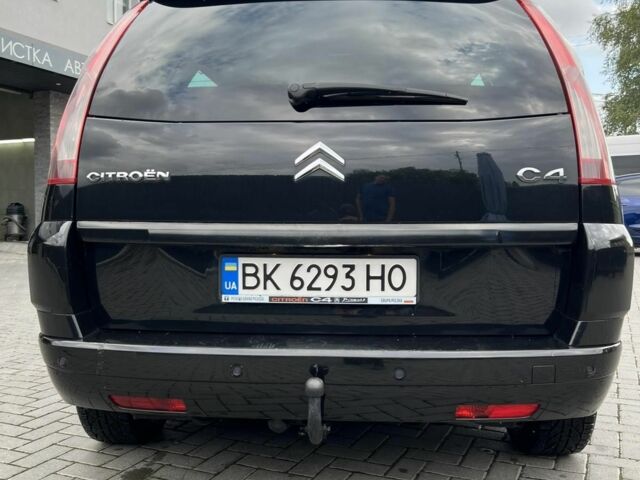 Черный Ситроен С4, объемом двигателя 2 л и пробегом 250 тыс. км за 5500 $, фото 5 на Automoto.ua