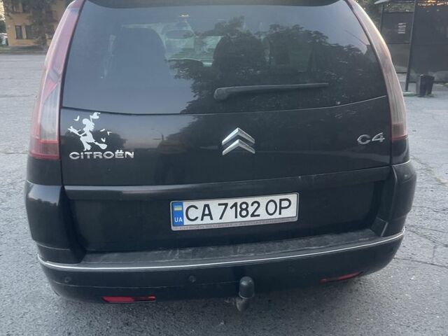 Черный Ситроен С4, объемом двигателя 1.6 л и пробегом 290 тыс. км за 4900 $, фото 3 на Automoto.ua