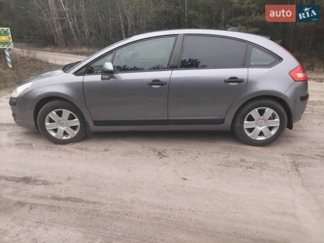 Фіолетовий Сітроен С4, об'ємом двигуна 1.6 л та пробігом 250 тис. км за 3950 $, фото 6 на Automoto.ua