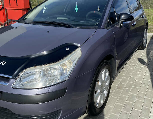 Фиолетовый Ситроен С4, объемом двигателя 1.59 л и пробегом 265 тыс. км за 4700 $, фото 4 на Automoto.ua