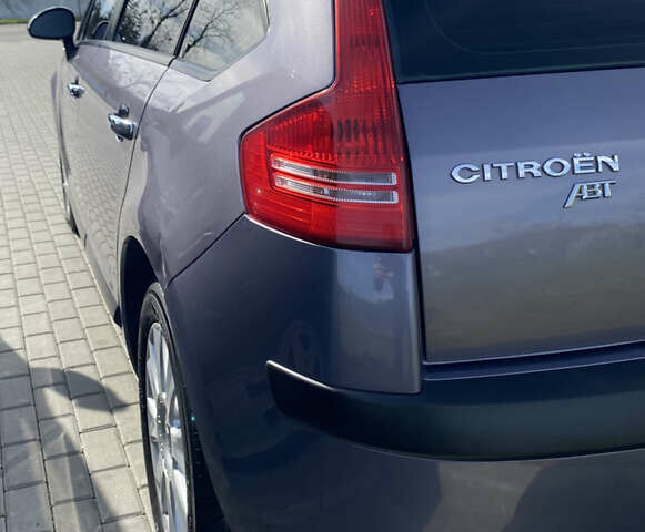 Фиолетовый Ситроен С4, объемом двигателя 1.59 л и пробегом 265 тыс. км за 4700 $, фото 6 на Automoto.ua