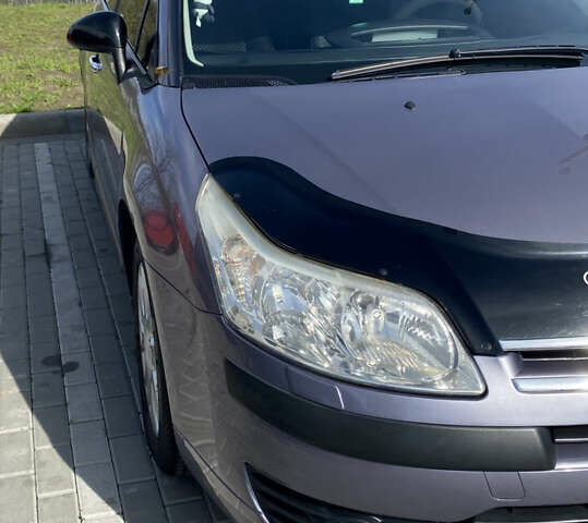 Фиолетовый Ситроен С4, объемом двигателя 1.59 л и пробегом 265 тыс. км за 4700 $, фото 3 на Automoto.ua