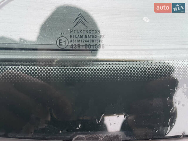 Фиолетовый Ситроен С4, объемом двигателя 1.6 л и пробегом 296 тыс. км за 4400 $, фото 19 на Automoto.ua