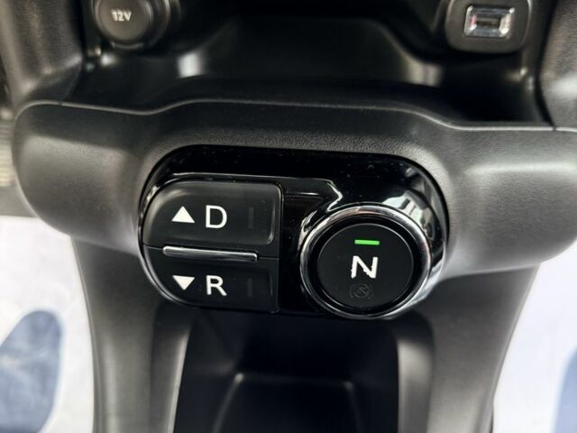 Ситроен С4 2016 в Киеве на Automoto.ua Фиолетовый Ситроен С4, объемом двигателя 1.6 л и пробегом 140 тыс. км за 10300 $, фото 7 на Automoto.ua