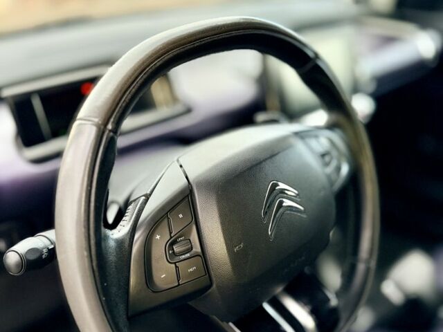 Ситроен С4 2016 в Киеве на Automoto.ua Фиолетовый Ситроен С4, объемом двигателя 1.6 л и пробегом 140 тыс. км за 10300 $, фото 2 на Automoto.ua