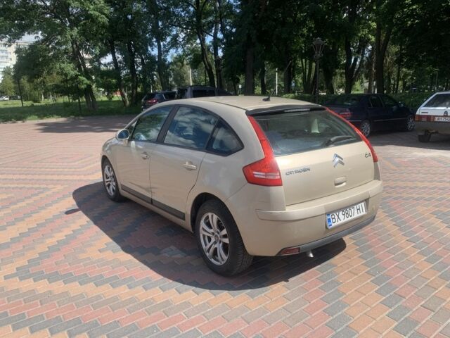 Коричневий Сітроен С4, об'ємом двигуна 1.6 л та пробігом 260 тис. км за 3750 $, фото 1 на Automoto.ua