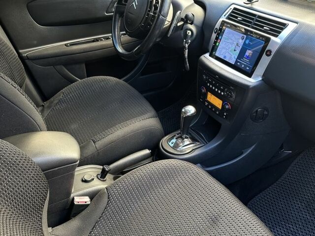 Коричневый Ситроен С4, объемом двигателя 1.6 л и пробегом 255 тыс. км за 5200 $, фото 3 на Automoto.ua