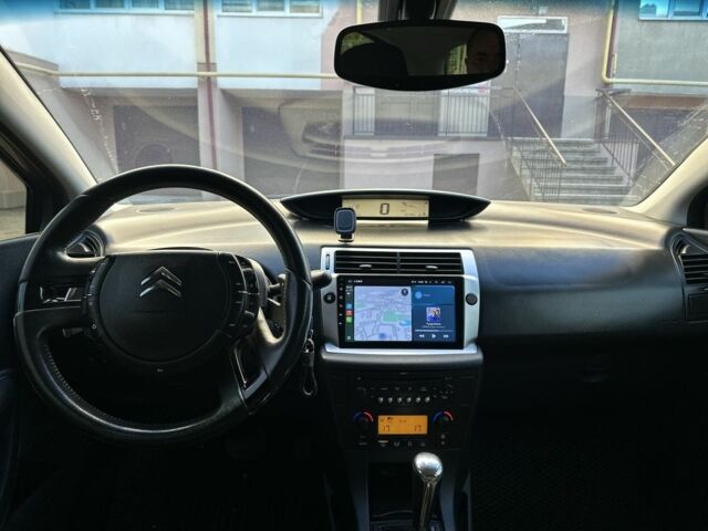 Коричневый Ситроен С4, объемом двигателя 1.6 л и пробегом 255 тыс. км за 5200 $, фото 6 на Automoto.ua