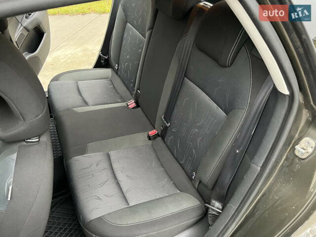 Коричневый Ситроен С4, объемом двигателя 1.56 л и пробегом 255 тыс. км за 7500 $, фото 35 на Automoto.ua