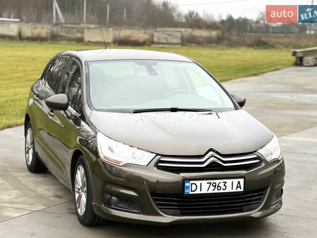 Коричневый Ситроен С4, объемом двигателя 1.56 л и пробегом 255 тыс. км за 7500 $, фото 1 на Automoto.ua