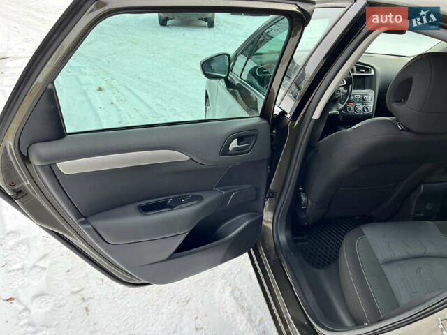 Коричневий Сітроен С4, об'ємом двигуна 1.56 л та пробігом 258 тис. км за 6800 $, фото 13 на Automoto.ua