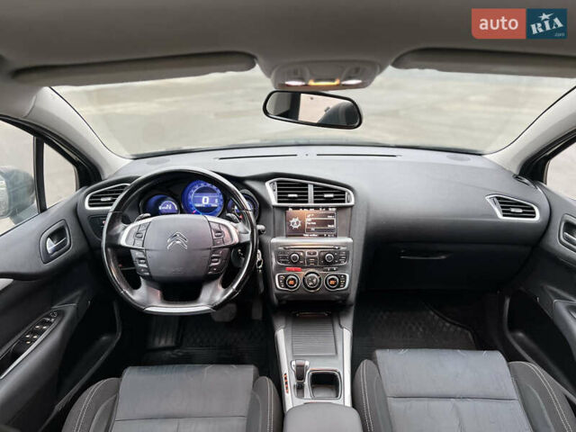 Коричневый Ситроен С4, объемом двигателя 1.56 л и пробегом 255 тыс. км за 7500 $, фото 44 на Automoto.ua