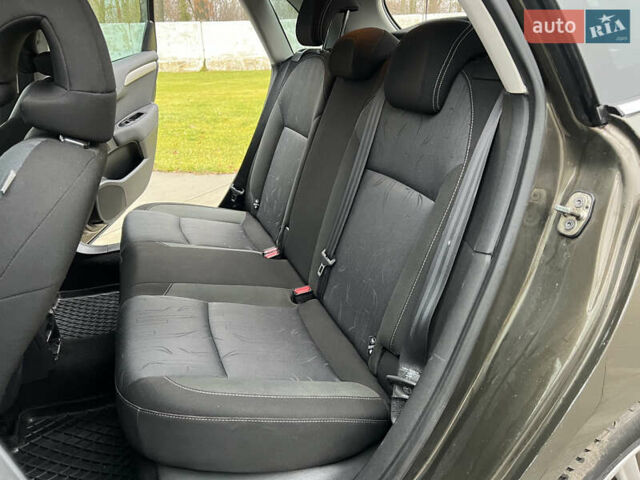 Коричневый Ситроен С4, объемом двигателя 1.56 л и пробегом 255 тыс. км за 7500 $, фото 34 на Automoto.ua