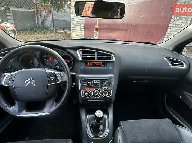 Коричневий Сітроен С4, об'ємом двигуна 1.6 л та пробігом 250 тис. км за 6400 $, фото 13 на Automoto.ua