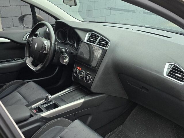 Коричневий Сітроен С4, об'ємом двигуна 1.6 л та пробігом 203 тис. км за 7800 $, фото 8 на Automoto.ua