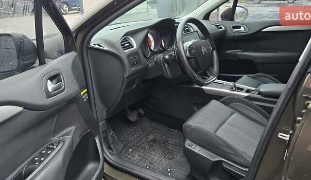 Коричневий Сітроен С4, об'ємом двигуна 1.6 л та пробігом 203 тис. км за 7800 $, фото 10 на Automoto.ua