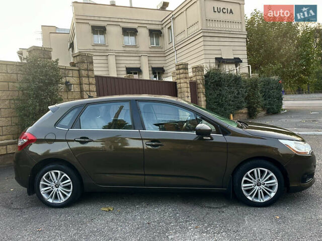 Коричневий Сітроен С4, об'ємом двигуна 1.6 л та пробігом 287 тис. км за 7300 $, фото 4 на Automoto.ua