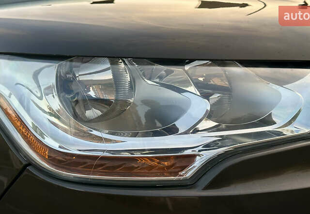 Коричневий Сітроен С4, об'ємом двигуна 1.6 л та пробігом 287 тис. км за 7300 $, фото 14 на Automoto.ua