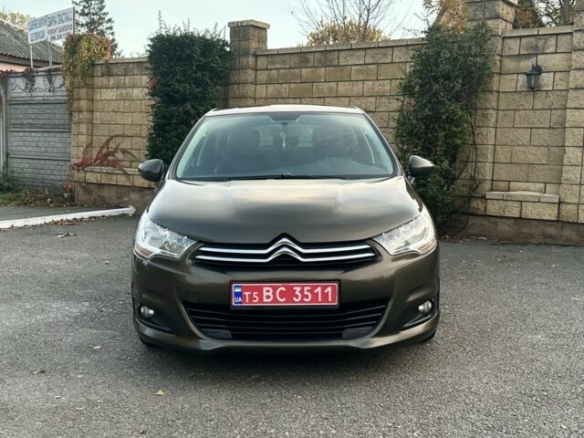 Коричневый Ситроен С4, объемом двигателя 1.6 л и пробегом 250 тыс. км за 6400 $, фото 1 на Automoto.ua